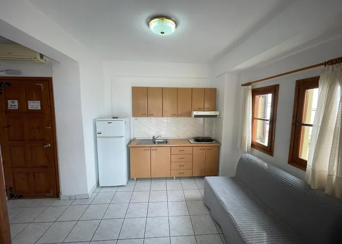 Kaliopi Apartmanhotel *