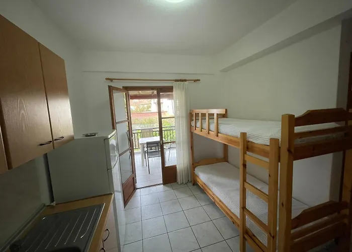 Kaliopi * Nikiti (Sithonia)