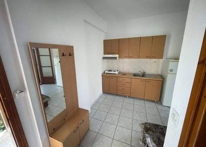 Kaliopi * Nikiti (Sithonia)