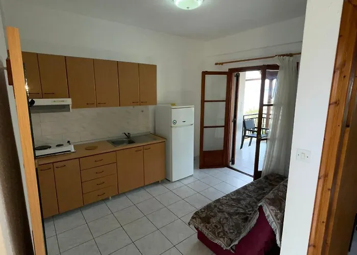 Kaliopi * Nikiti (Sithonia)