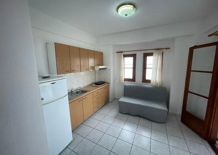 Kaliopi * Nikiti (Sithonia)